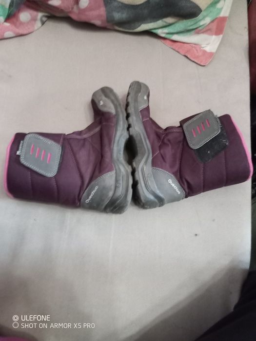 Детски обувки зимни за момиче .