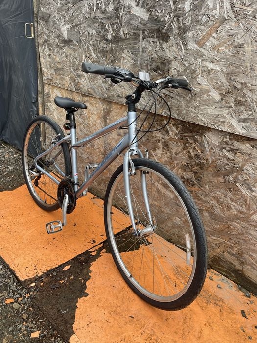 Bicicleta cadru dama raleigh urban four roti 28” cadru aluminiu
