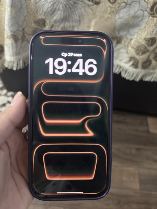 Продам Айфон 17 про