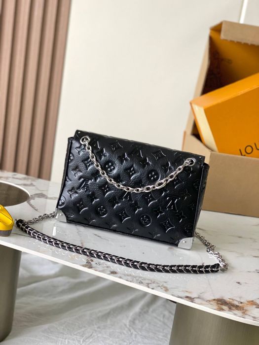 Geanta Louis Vuitton Saga