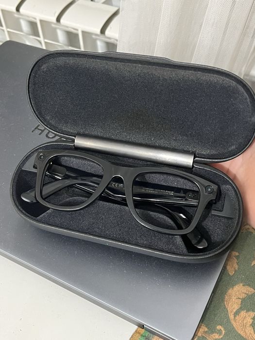 Ray-Ban Stories / Очки с камерой