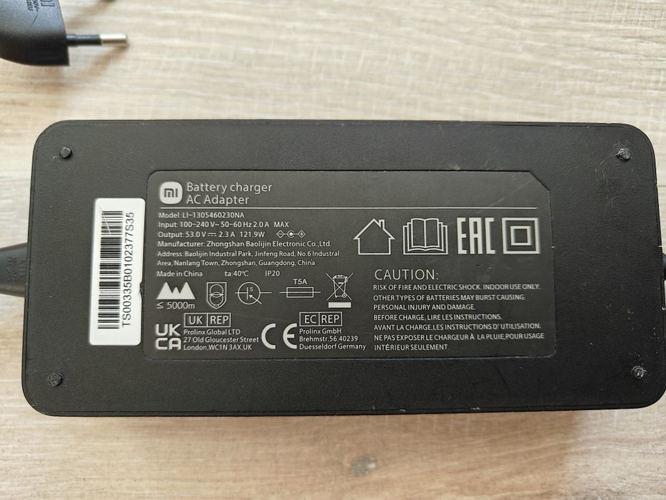 Încărcător original trotineta Xiaomi 4 Ultra