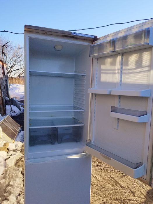 Продам холодильник