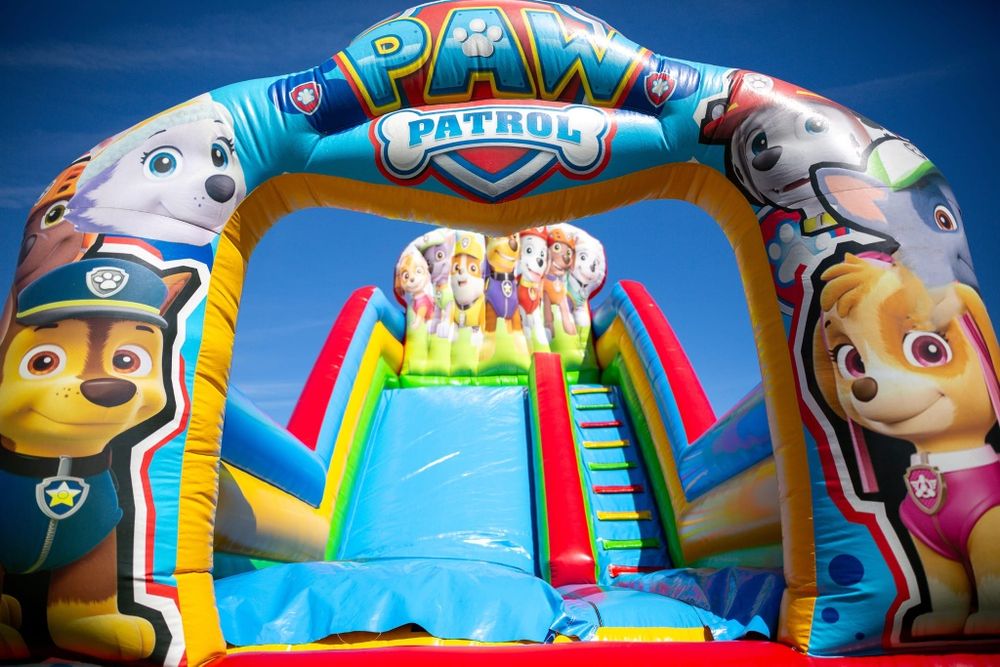 Topogan gonflabil de inchiriat