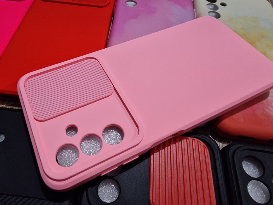 Samsung Galaxy A13 5G , Samsung Galaxy A04S гърбове