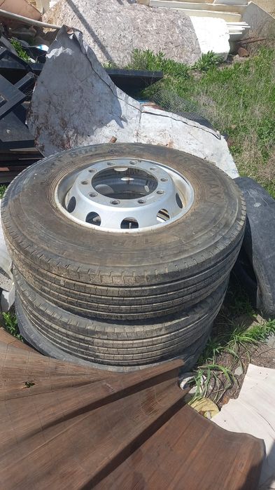 Грузовые шины передковый 11,22,5