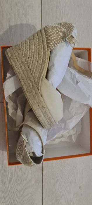 Sandale 37 Castaner noi