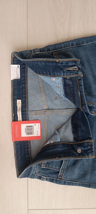 Blugi Levi Strauss dama