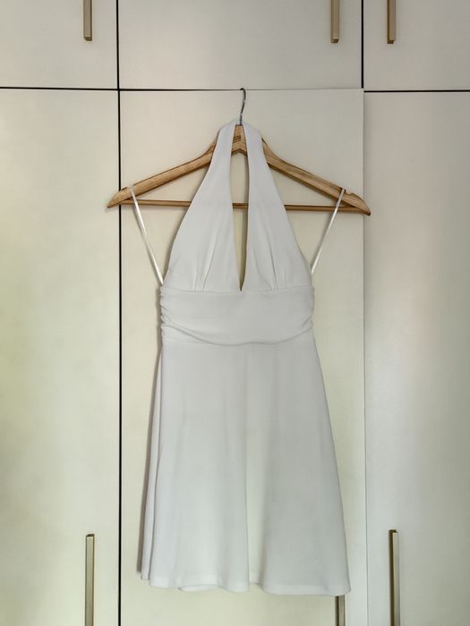 Нова бяла halter рокля ZARA