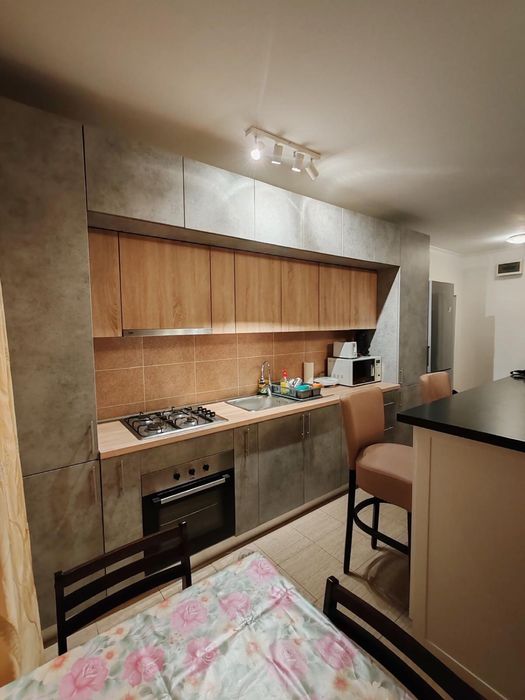 Apartament de inchiriat 2 camere Eroilor, Floresti