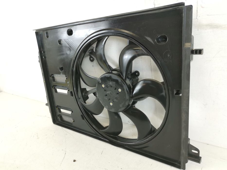 Електровентилатор Радиатор Рено Каджар / Renault Kadjar Оригинален