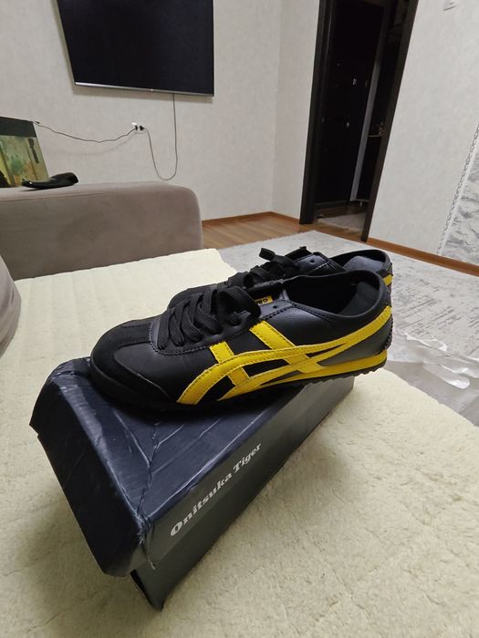 Продам Asics onitsuka tiger