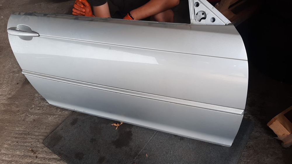 Ușa dreapta bmw e46 coupe/cabrio