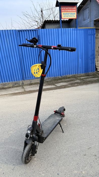 Электросамокат Joyor G1 черный