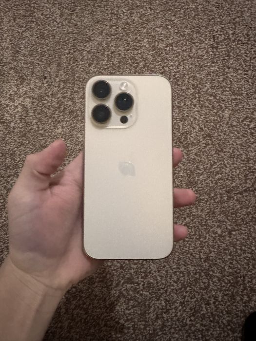 Iphone 14 pro gold