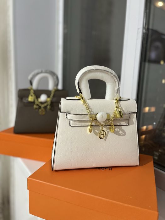 Сумка от Hermes НОВЫЕ 21.990  тг