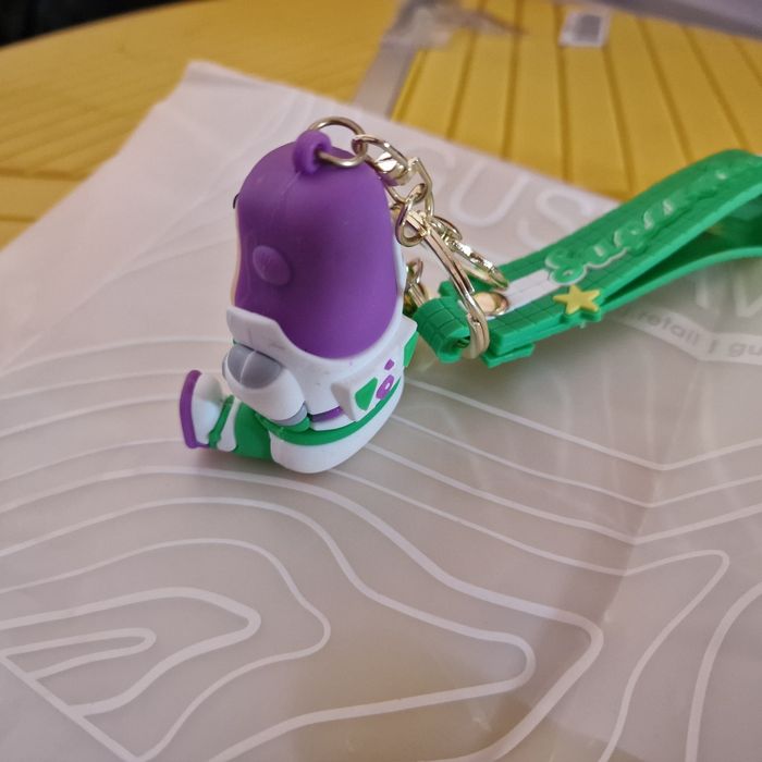 Starbucks,  брелки мультики, история игрушек