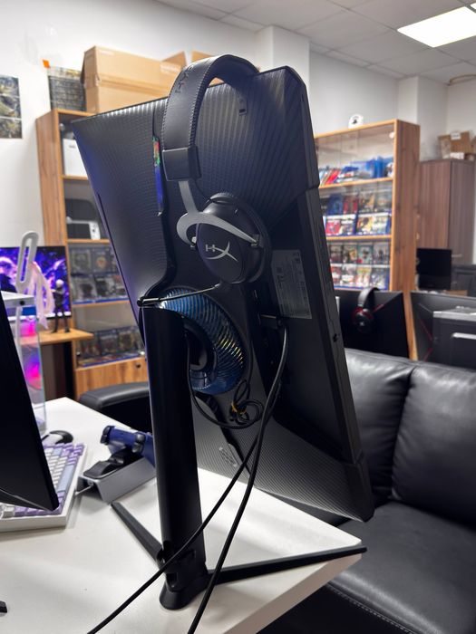 Монитор Samsung Odyssey 180гц, 27 дюйм