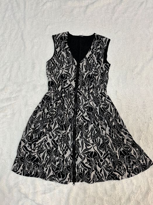 Rochie Max&co lana neagra cu alb