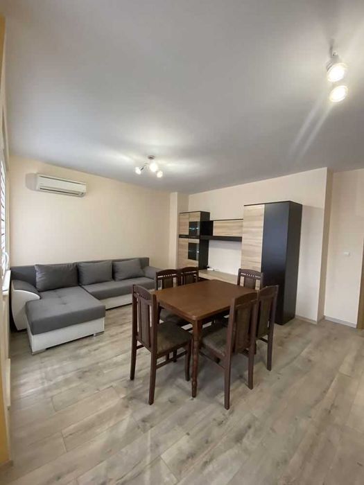 Дава се под наем Тристаен апартамент в Варна, Младост 1 - 100 кв.м за 548.25 € - Снимка #1