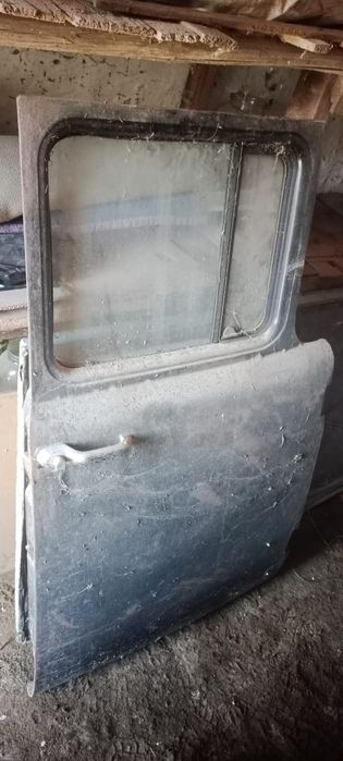 Дверь Зил 130  .