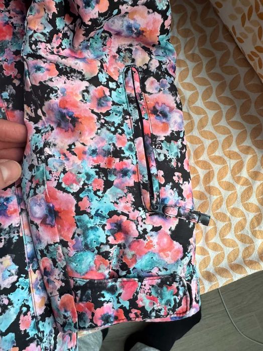 Употребявано ски/сноуборд яке Roxy за момиче