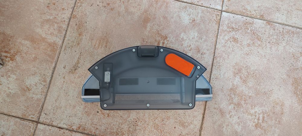 Прахосмукачка робот Леново Lenovo