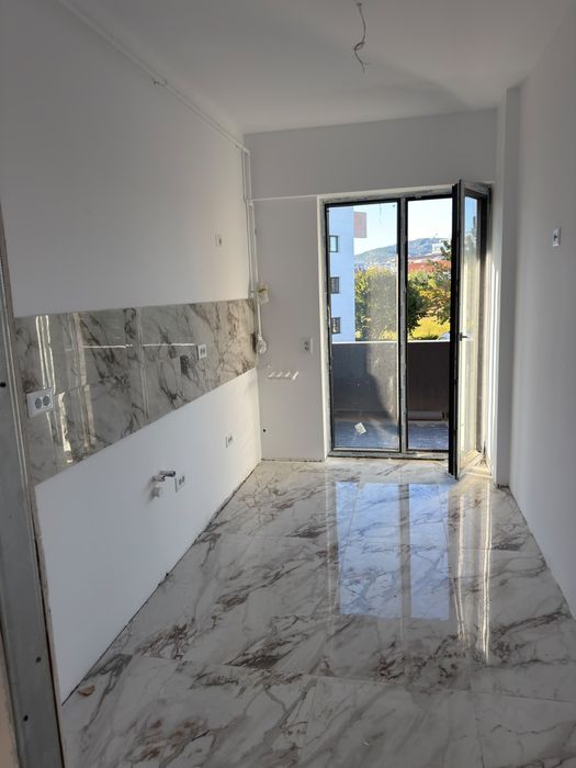 Apartament 2 camere etaj 1 strada ostroveni