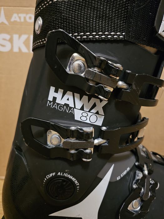 Clăpari Atomic Hawx Magna 80