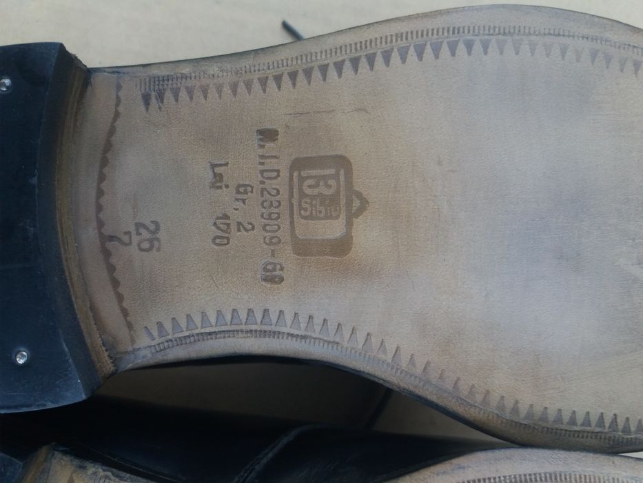 Pantofi bărbați noi din piele naturală nr.40