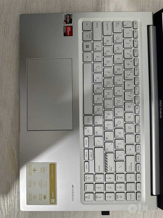 ASUS Vivobook 16  (M1605)