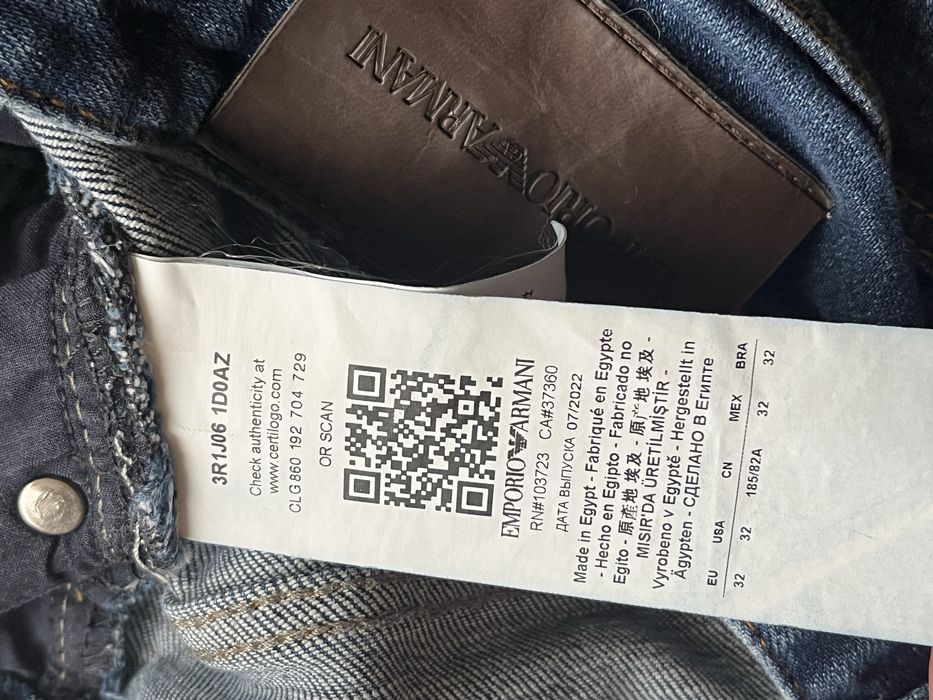 Emporio Armani MILANO : размер 32 Slim / Оригинал