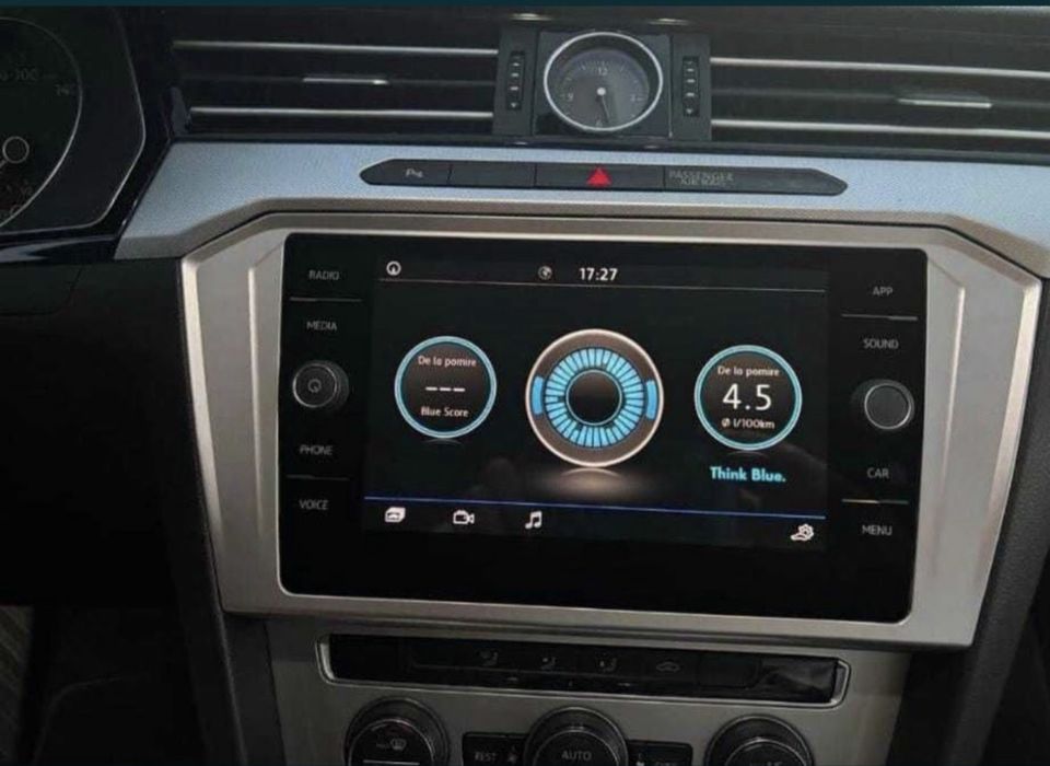 VOLKSWAGEN Passat 2015 — imagine 3