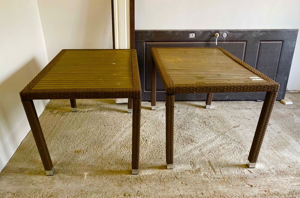 Б/у столы и ёмкости для воды и т.д.