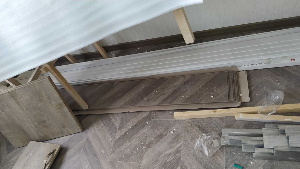 подоконник новый белый 7,5 метра