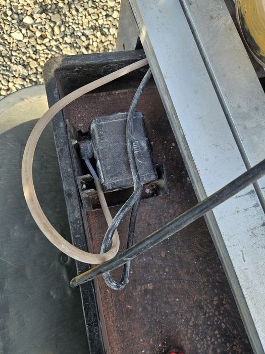 Masina de taiat gresie ,marmura, pavaj