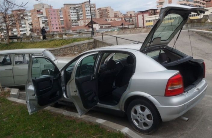 Alternator electromotor compresor radiatoare cutie motor y20dth astra
