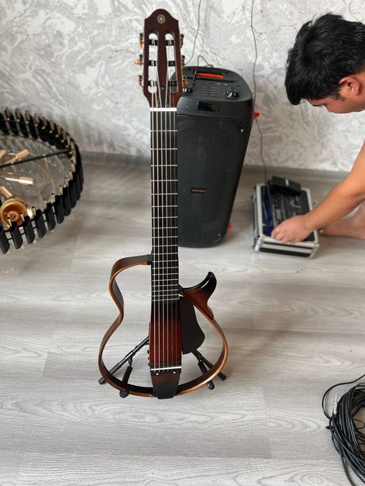 YAMAHA SILENT SLG 200N sotiladi holati ideal yangi