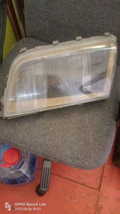 стекло фара Ауди А6