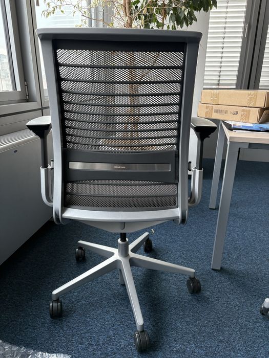 Офис стол Steelcase