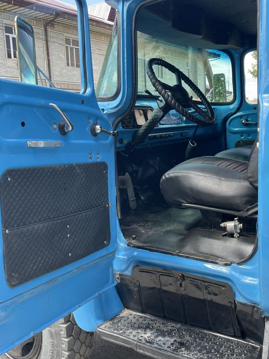 Продается Зил самосвал