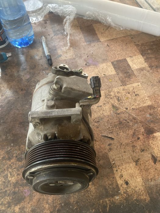 Компресор климатик за нисан кашкай 1.6 бензин