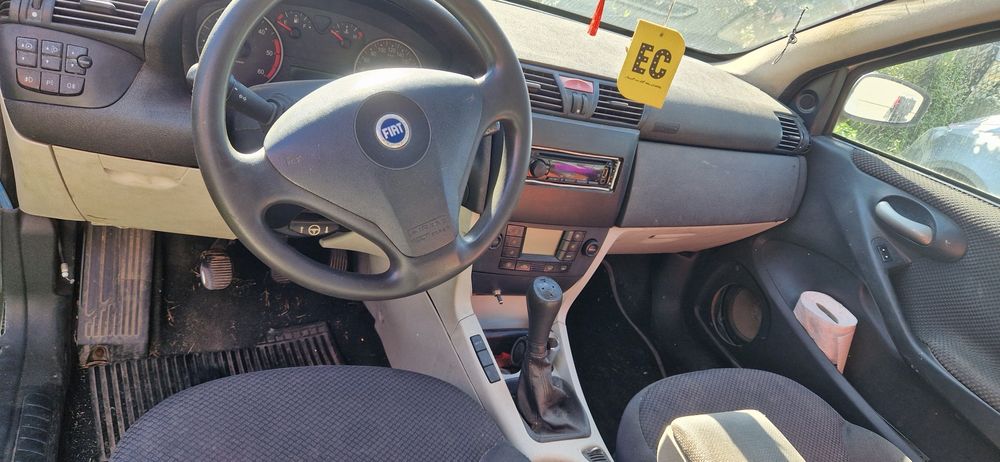 Dezmembrez fiat stilo 1.9 jtd ,sau se vine intreaga
