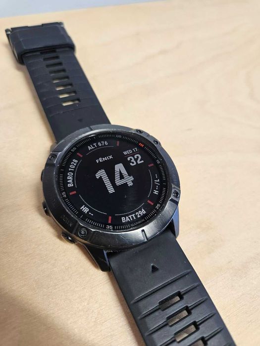 Часовник Garmin Fenix 6X Pro (нова каишка и зарядно)
