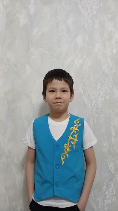 Қыздар мен ұлдарға жакет пен кажекей