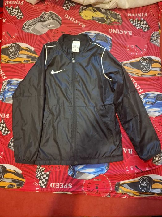 Детско яке nike черно