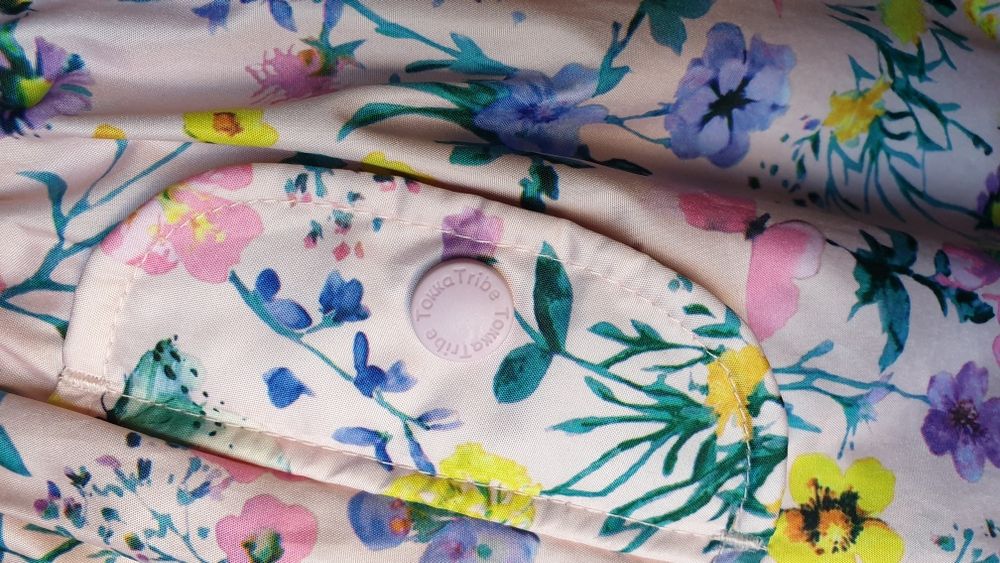 Демисезонный комбинезон для девочки