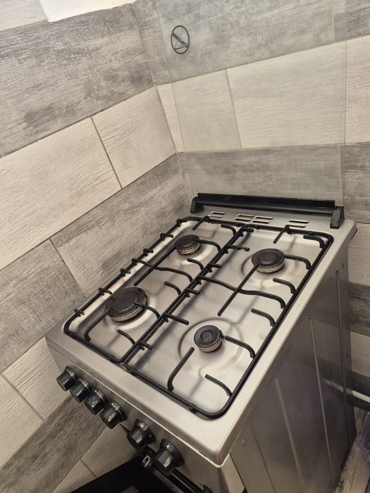 Vand aragaz beko. Pret 850