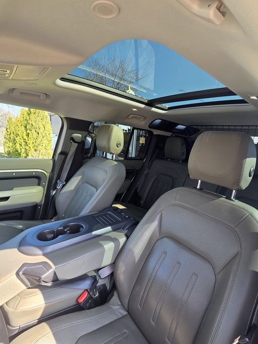 Predau leasing (sau vand) Land Rover Defender fabr. 2021,  impecabil