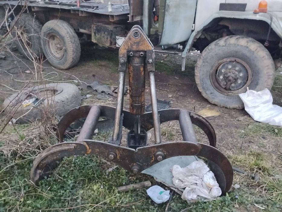 Щипка за дърва,грайфер за трупи